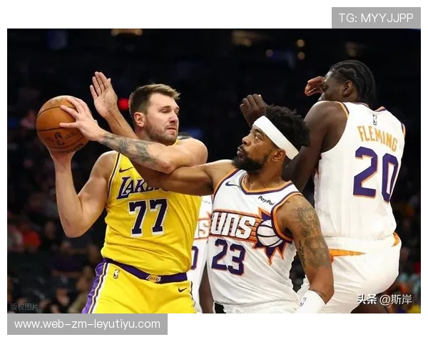 国王队气氛爆好，训练全员大笑