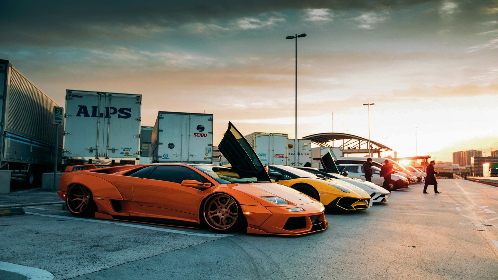 俱乐部人员流动管理机制缺口大，俱乐部人员管理制度